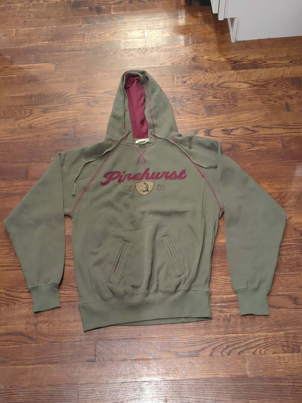Artisans Pinehurst Golf Hoodie Size M Green Pullover Sweatshirt Souvenir